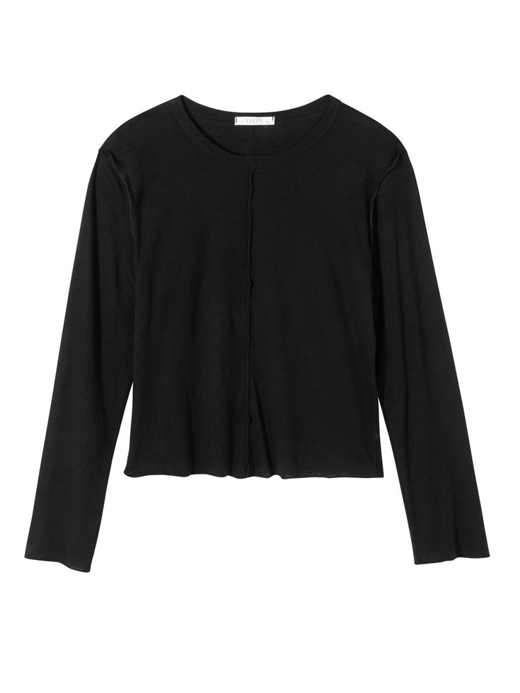 Everyplace mid line black t shiry